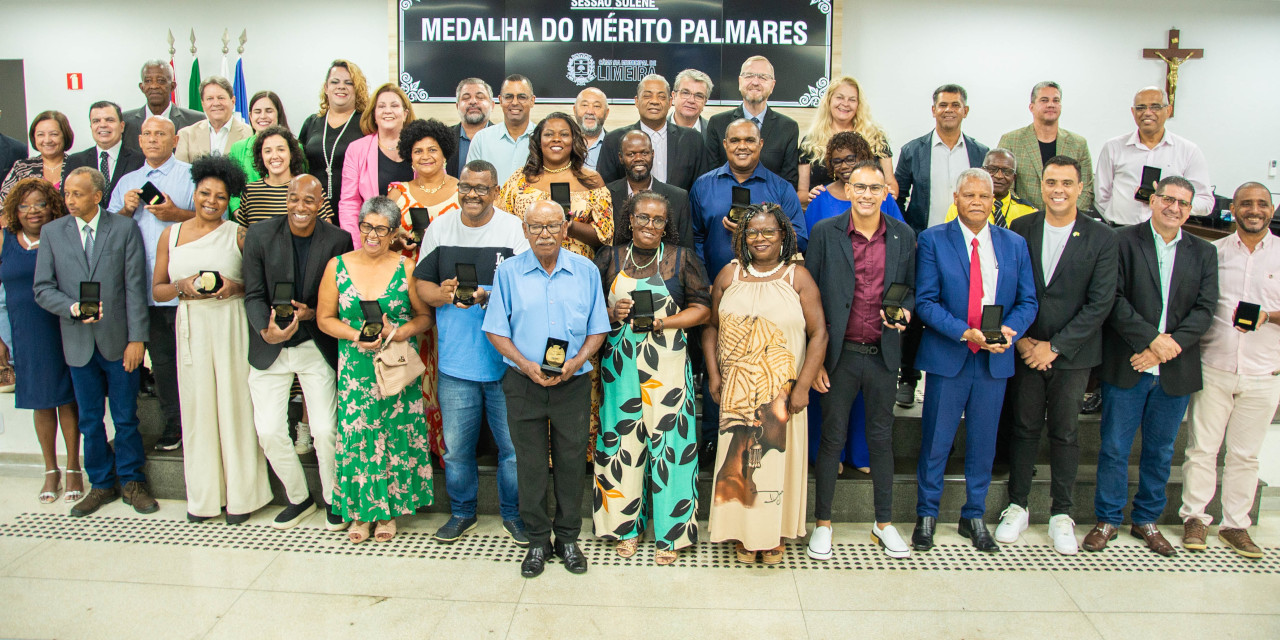 Sessão solene homenageia 21 personalidades com “Medalha do Mérito Palmares”