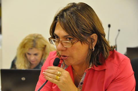 Dra. Mayra Costa (PPS) propõe moção de apoio à Conferência Nacional dos Bispos do Brasil