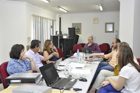 Violência escolar é debatida em reunião da Comissão de Direitos Humanos