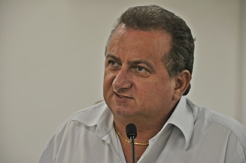 Miguel solicita campanhas para divulgar benefício que isenta contribuintes assistidos pelo Loas do IPTU