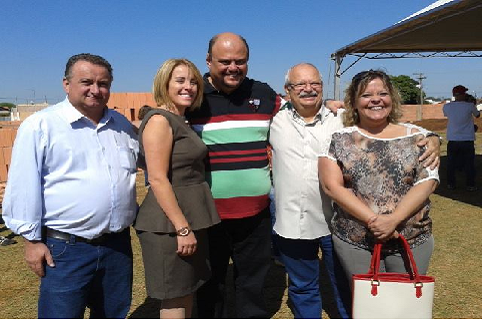 Cerimônia que estabelece a construção de uma nova creche em Limeira conta com presenças de vereadores