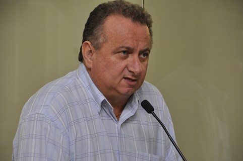 Miguel indica sinalização de solo e poda de árvores em sete bairros de Limeira