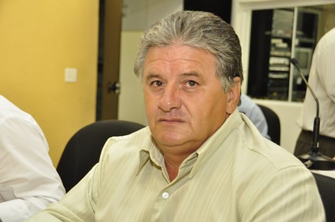 Zé da Mix solicita estudos da Prefeitura para que parte de verba disponível à publicidade vá para as reformas do Pradão