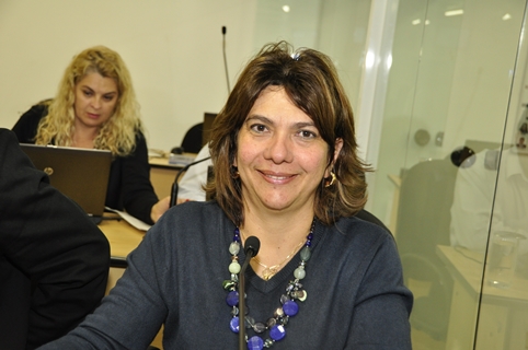 Dra. Mayra Costa propõe moção de apoio à APAE de Limeira