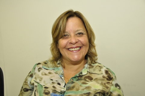 Vereadora professora Érika Monteiro recebe respostas de requerimentos