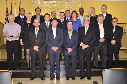 Câmara entrega Diploma de Gratidão ao grupo Engep