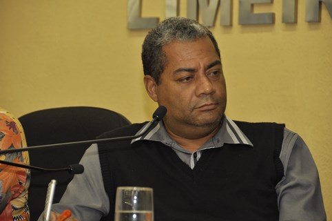 Em resposta a requerimento de Jorge de Freitas, Elektro diz que não possui equipe que mapeia lâmpadas queimadas
