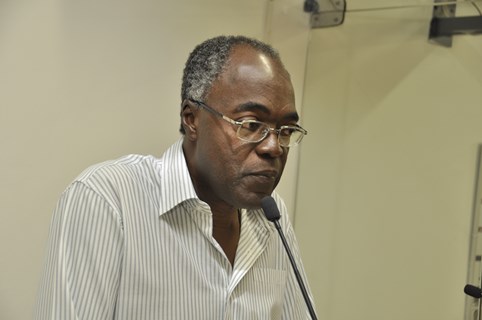 Luisinho questiona os valores repassados para o Fundo Municipal de Saúde no serviço do SAMU