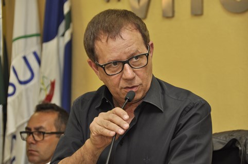 Em requerimento, Farid solicita volta de salões de arte à agenda cultural de Limeira