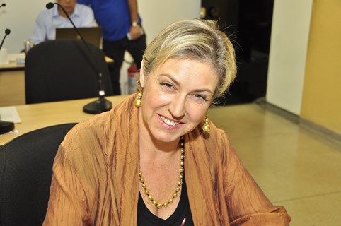 Em reunião com prefeito, Erika Tank encaminha projetos contra violência doméstica