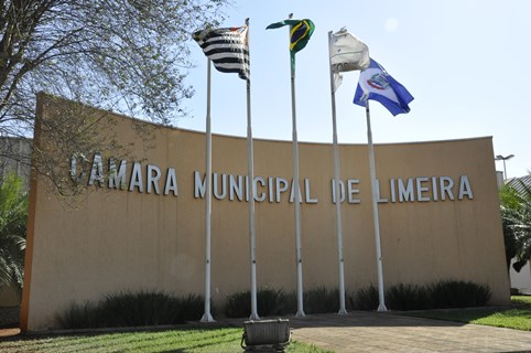 Câmara realiza reunião da CCJR nesta quarta