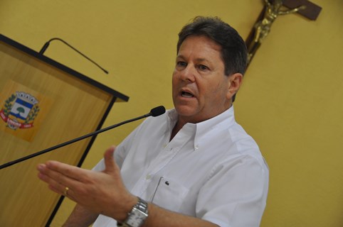 Realização de exame que identifica casos de tracoma é questionada pelo vereador Dr. Júlio