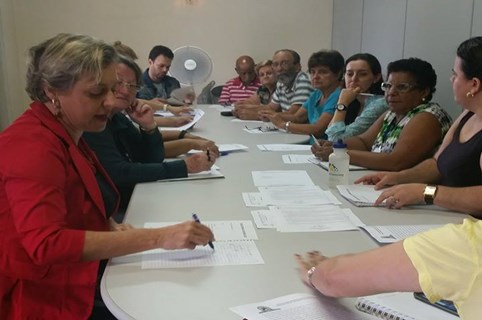 Vereadora se reúne com conselhos para elaborar modelo da Multa Moral