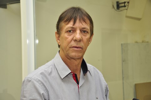 Toninho Franco solicita atenção do Executivo na travessia do Anel Viário, entre os bairros Anavec I e II