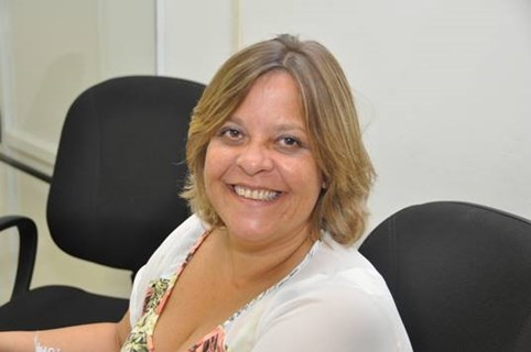 Vereadora Prof.ª Érika questiona o Executivo sobre o ensino do jogo de xadrez nas escolas municipais