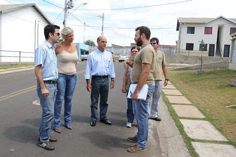 Reunião debate melhorias para o Recanto dos Pássaros
