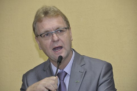 Projeto quer garantir protetor solar aos funcionários públicos municipais expostos ao sol