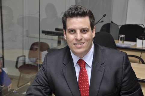 Bruno Bortolan assume como vereador