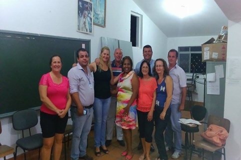 Lu Bogo se reúne com moradores do Bairro dos Lopes