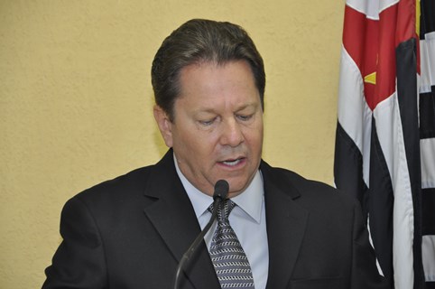 Dr. Júlio recebe denúncia acerca da estrutura do Laboratório Municipal de Citopatologia