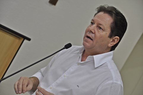 Saúde da Mulher: Dr. Júlio propõe kit estima