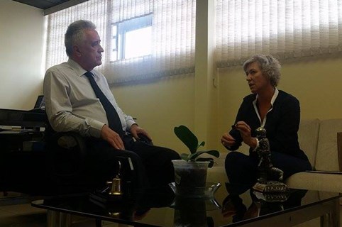 Erika Tank visita novo delegado seccional e apresenta projeto da Rede de Enfrentamento à Violência Contra a Mulher