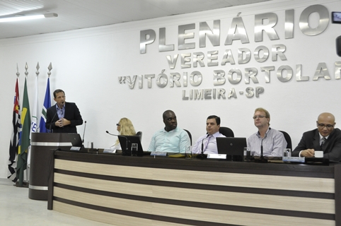 Conselheira da Saúde e representante de Condomínio falam sobre a dengue