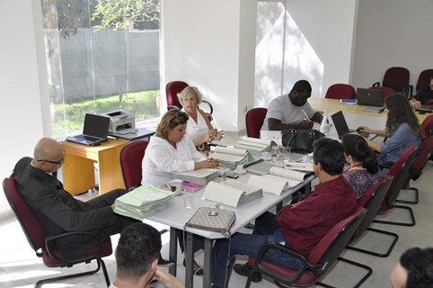 Vereadores da CPI seguem estudando documentação
