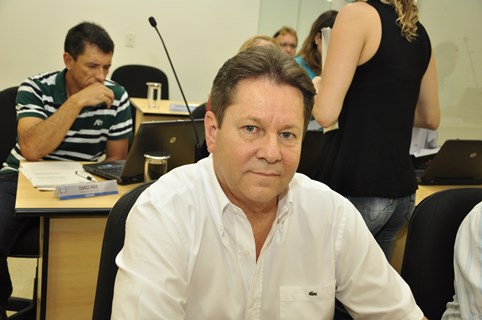 Em projeto de lei, Dr. Júlio defende campanha Vamos Manter a Cidade Limpa