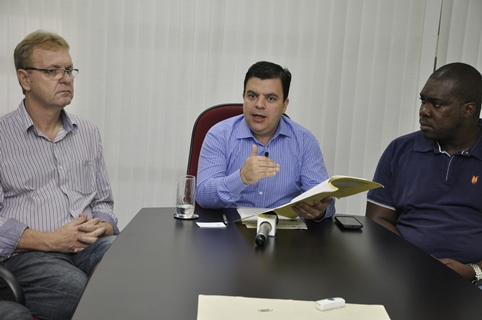 Mesa Diretora apresenta Projeto para revogar Resolução 608/15
