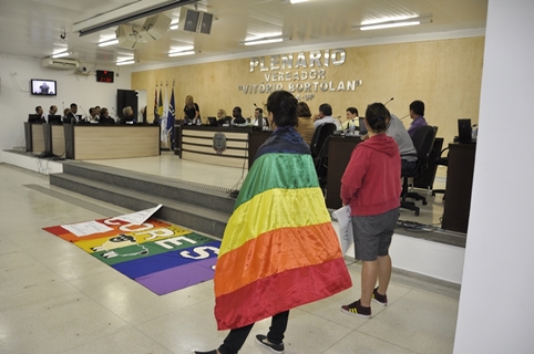 Regularização de chácaras e homofobia foram os temas da Tribuna Livre