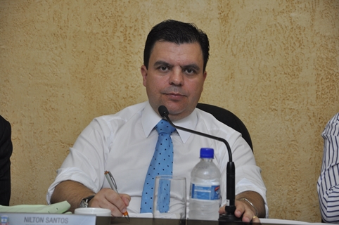 Moção de Aplausos ao Dr. Francisco Cavalcante de Almeida
