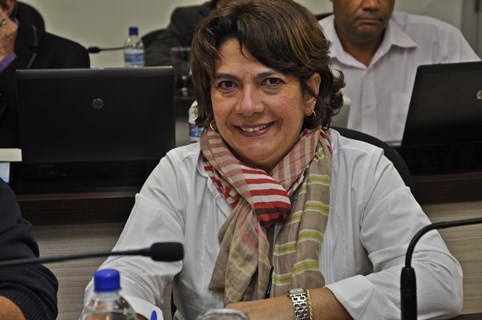Dra. Mayra é autora de projeto que institui o Dia de Conscientização sobre a Síndrome Alcoólica Fetal