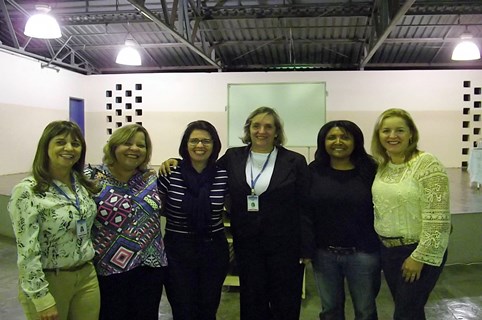 Vereadora Prof.ª. Érika Monteiro participa de reunião com secretária de Educação e professores municipais