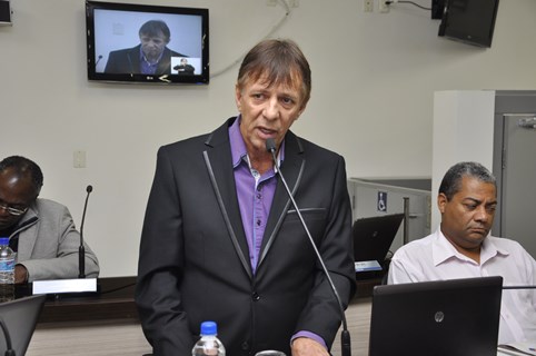 Proposta exclui o termo gênero de políticas de ensino no município