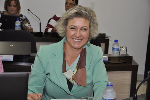Proibir mãe de amamentar bebê pode render multa de até R$ 5 mil em Limeira