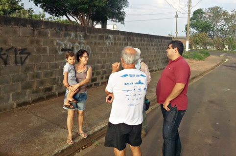 Clayton Silva realiza visita ao bairro dos Lopes
