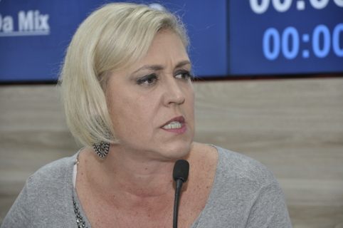 Desnutrição infantil é tema de requerimento de Erika Tank