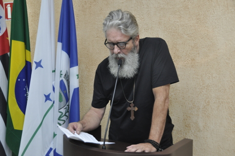Tribuna Livre: Padre Tito defende agricultura familiar na área do Horto Florestal