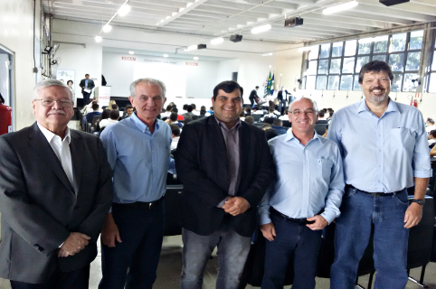 Clayton Silva participa de abertura do mês global do empreendedorismo