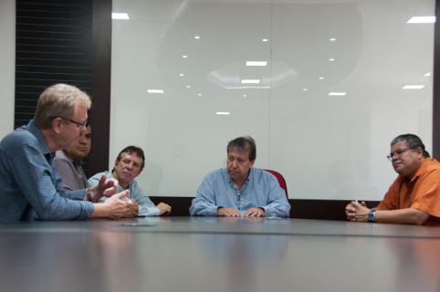 Sintrajóias abre diálogo sobre possibilidade de mudança no horário de funcionamento de empresas 