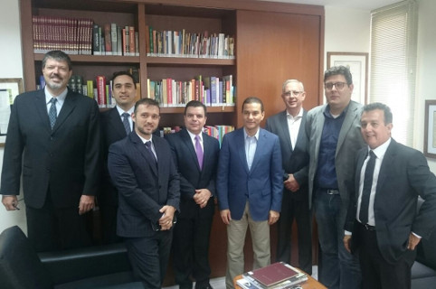 Vereadores se reunem com Ministro da Indústria, Comércio Exterior e Serviços