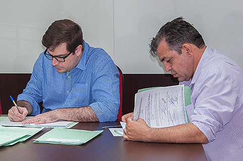 Aprovado projeto que trata do acesso a informações sobre serviços públicos da saúde