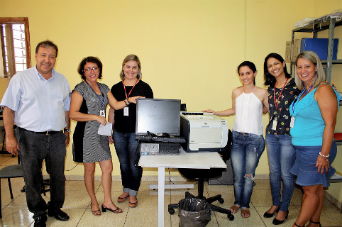Conselho Tutelar 2 recebe computador após pedido de Wagner Barbosa