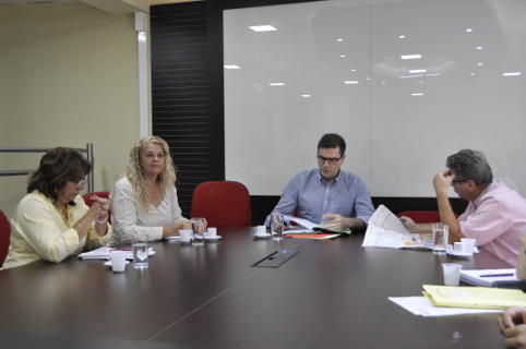Comissão de Saúde apura situação da Central de Ambulâncias