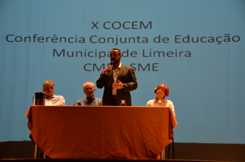 Zé da Mix representa Legislativo em Conferência de Educação 