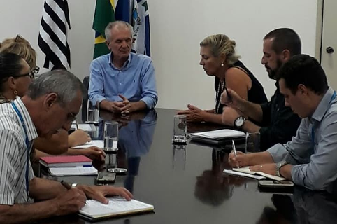 Aumento de transporte público no Residencial Rubi é intermediado por Erika Tank