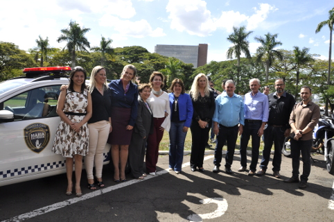 Vereadores participam de lançamento da Patrulha Maria da Penha
