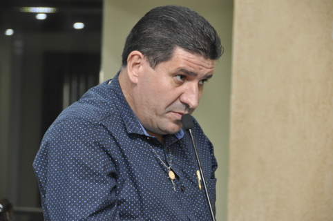 Saúde e estradas da área rural são temas de emendas solicitadas por Helder do Taxi