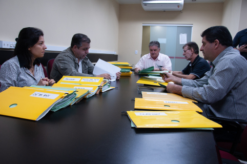 Próxima sessão terá nove projetos na pauta